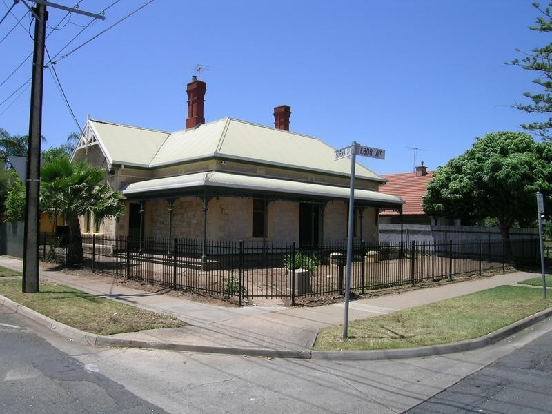 7 Ebor Avenue, Mile End SA 5031