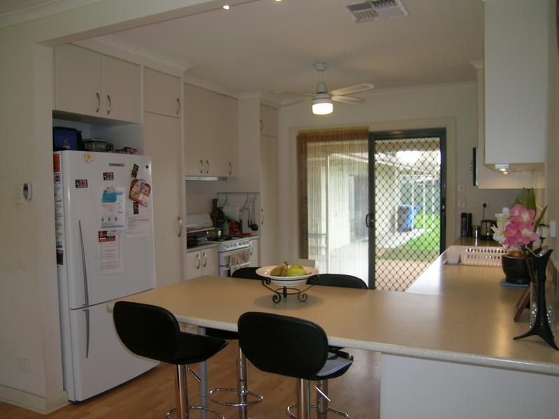 8 Enid Street, Osborne SA 5017