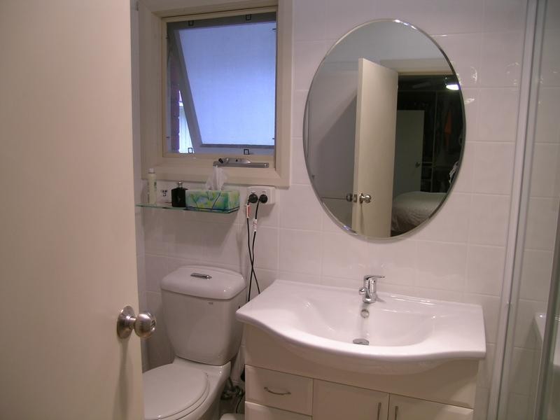 8 Enid Street, Osborne SA 5017