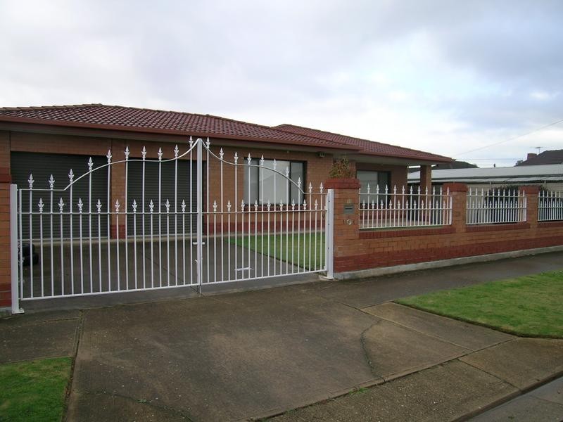 35 Raleigh Avenue, Flinders Park SA 5025