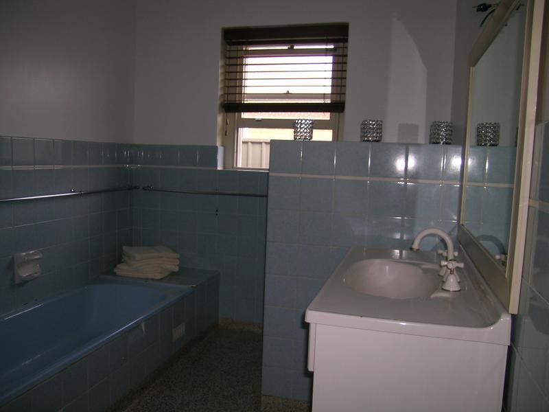 26 Glenlossie St, Woodville South SA 5011