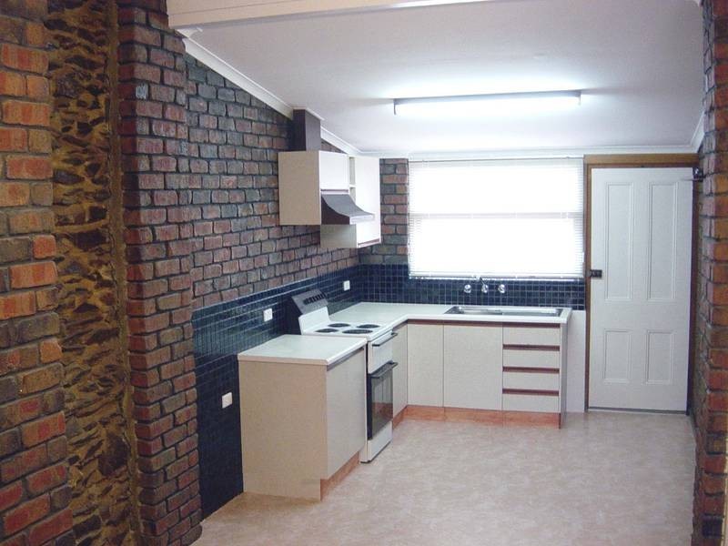 8 GRAY COURT, Adelaide SA 5000