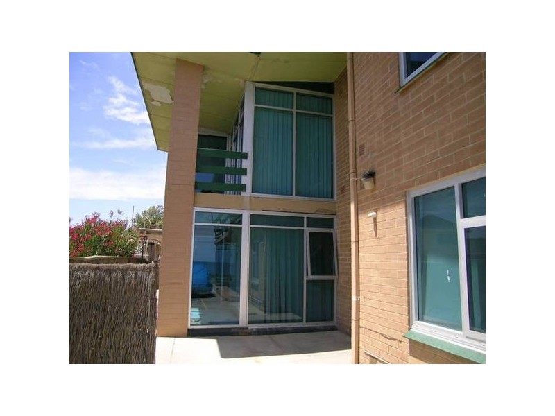 3/22 Seaview Road, West Beach SA 5024