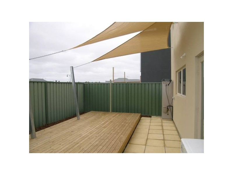 44 The Strand, Mawson Lakes SA 5095