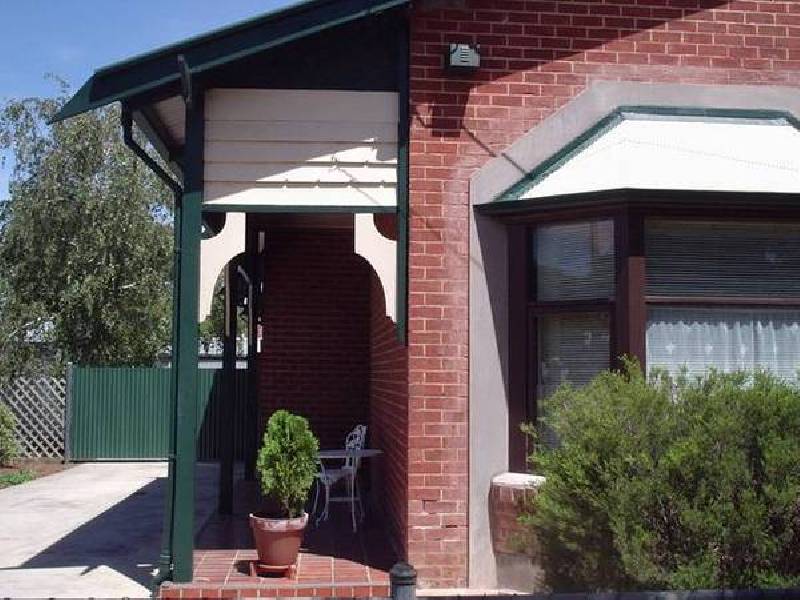 10 Torrens Street, Torrensville SA 5031