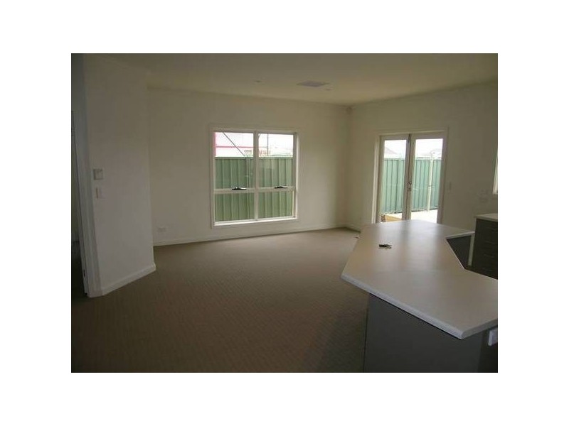 44 The Strand, Mawson Lakes SA 5095