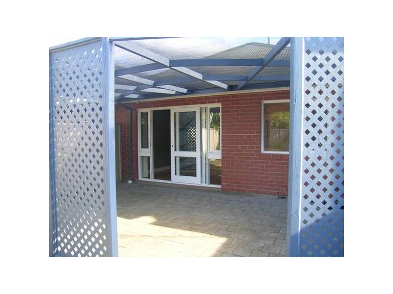 8 Lily Street, Campbelltown SA 5074