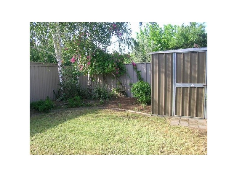 8 Lily Street, Campbelltown SA 5074