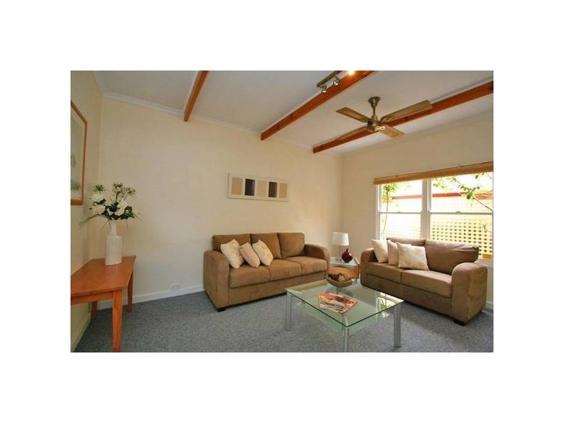 123 Port Road, Queenstown SA 5014