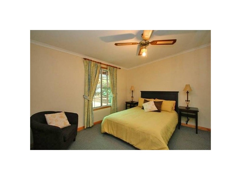 123 Port Road, Queenstown SA 5014