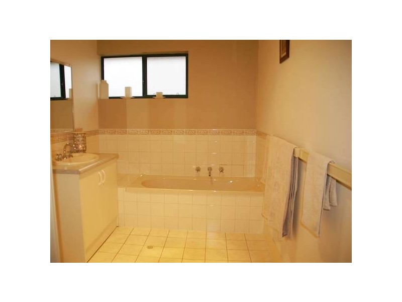 23 Lynton Avenue, Mitchell Park SA 5043