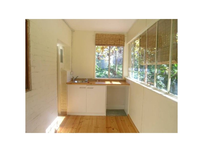 3 Ruddock Street, Hilton SA 5033