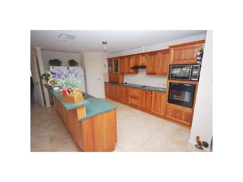 4 Lofty Rise, Greenwith SA 5125