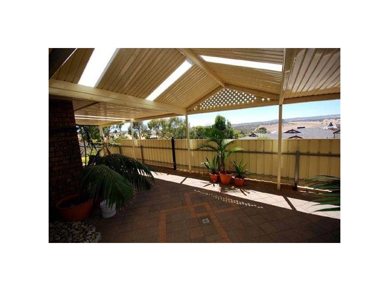 4 Lofty Rise, Greenwith SA 5125