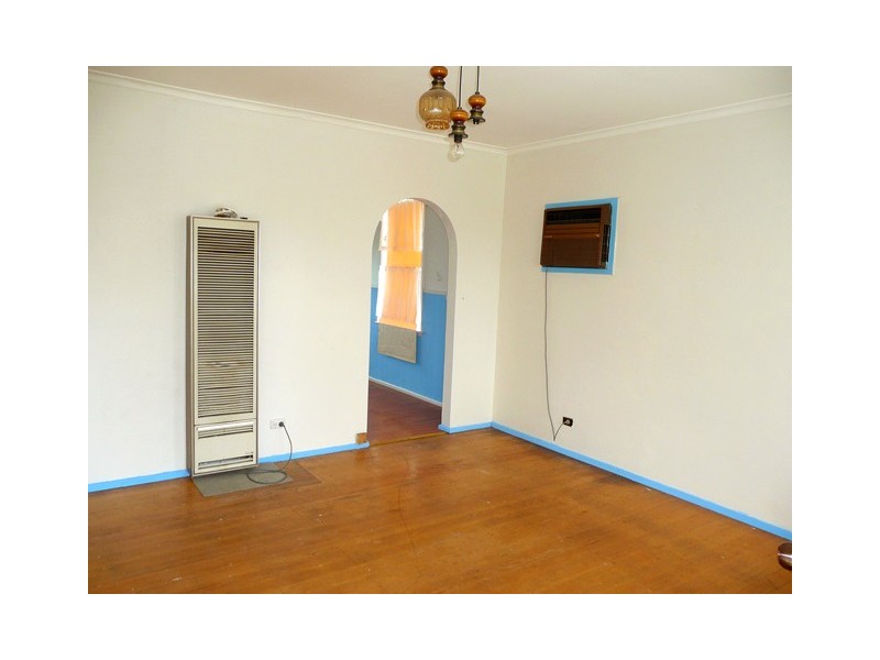 27 Cameron Street, Traralgon VIC 3844