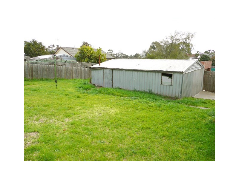 27 Cameron Street, Traralgon VIC 3844