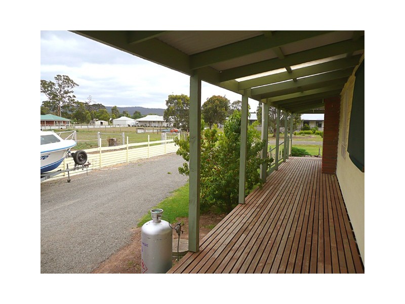 12-14 Timmins Street, Toongabbie VIC 3856