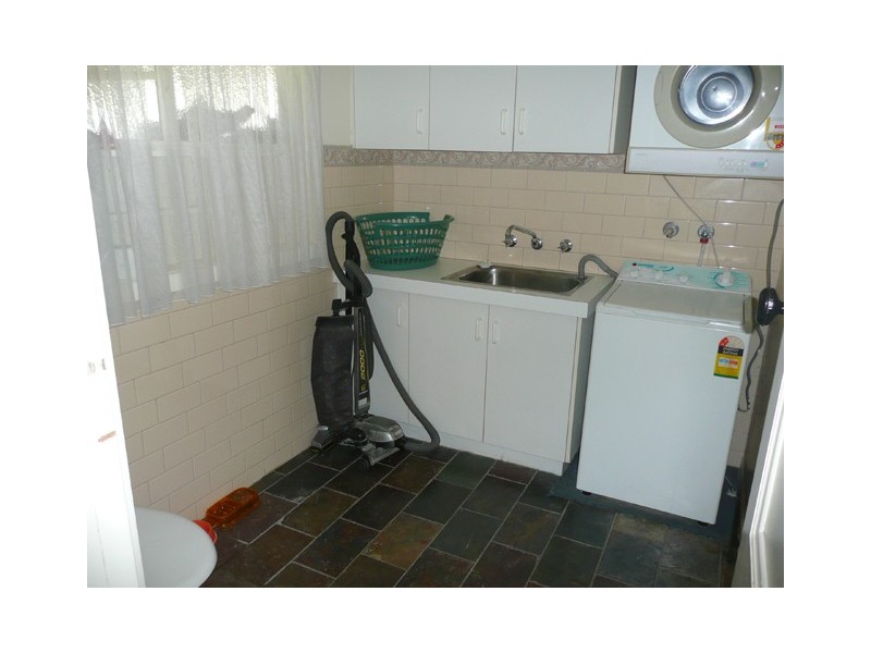 12-14 Timmins Street, Toongabbie VIC 3856