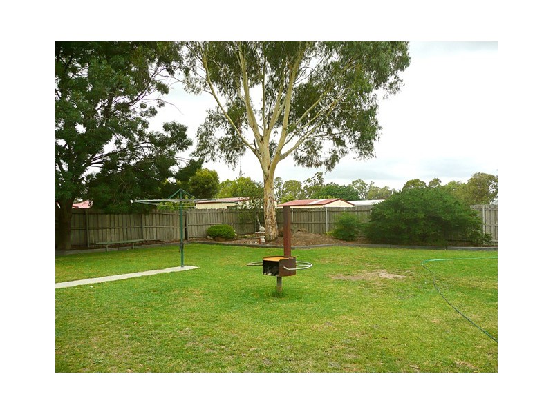 12-14 Timmins Street, Toongabbie VIC 3856