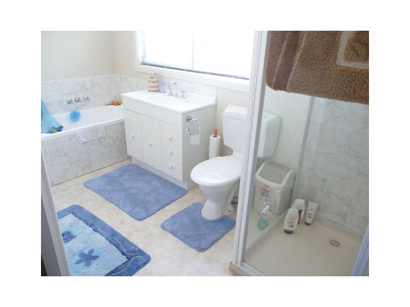 4 Barker Crescent, Traralgon VIC 3844