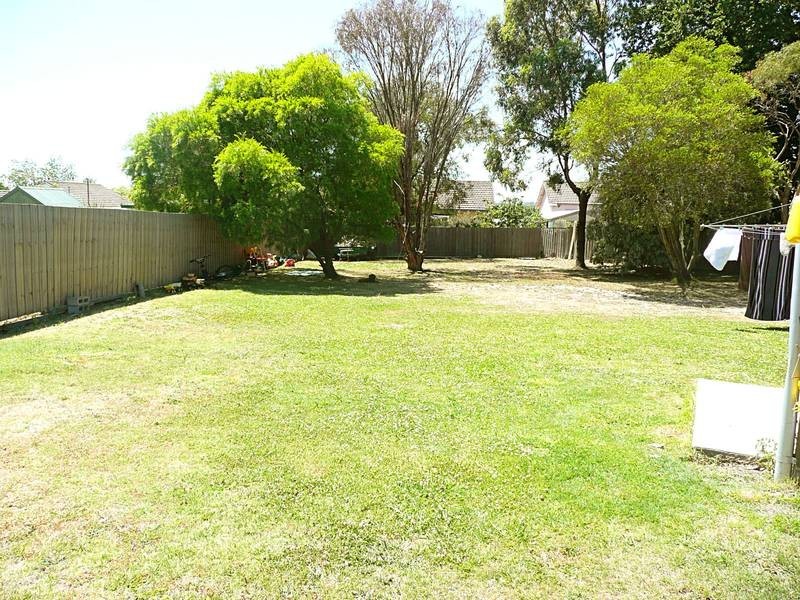 4 Barker Crescent, Traralgon VIC 3844