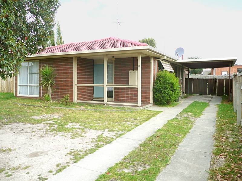19 Taylor Crescent, Traralgon VIC 3844