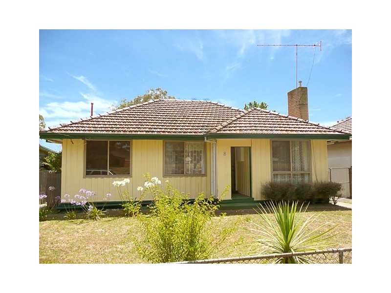 8 Allen Crescent, Traralgon VIC 3844