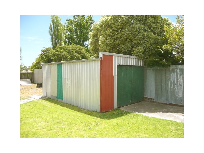 8 Allen Crescent, Traralgon VIC 3844