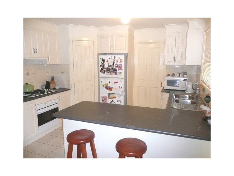 1 Giles Place, Traralgon VIC 3844