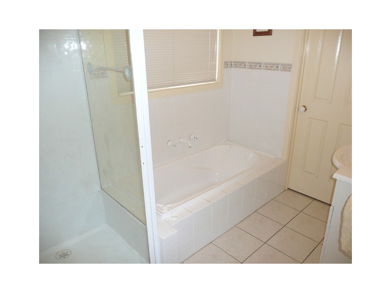 1 Giles Place, Traralgon VIC 3844