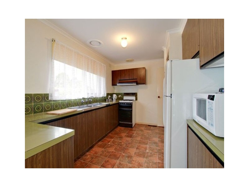 11 Sally Court, Traralgon VIC 3844
