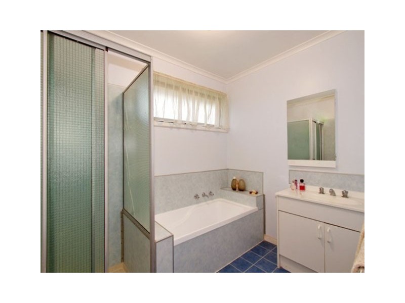 11 Sally Court, Traralgon VIC 3844