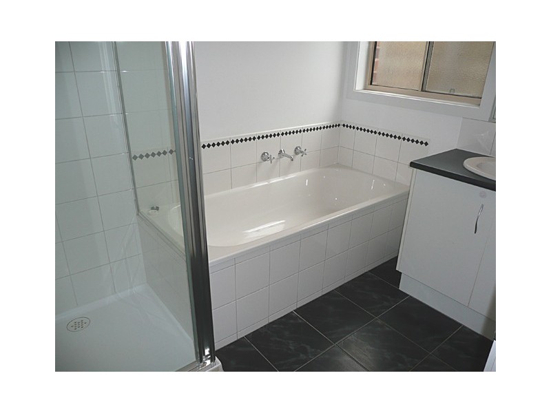 13 Tasman Close, Traralgon VIC 3844