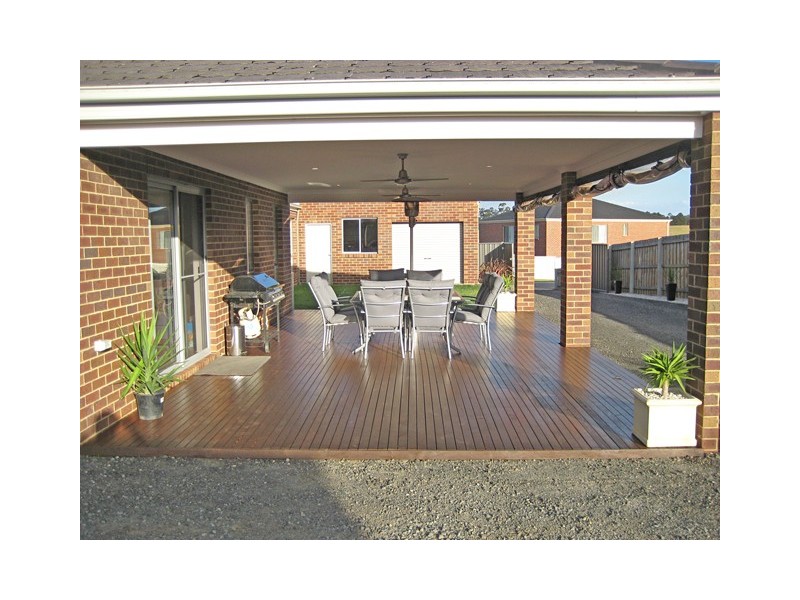4 Woodhall Close, Traralgon VIC 3844