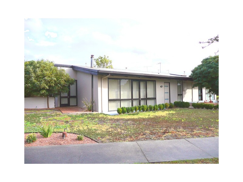 2 Canfield Crescent, Traralgon VIC 3844