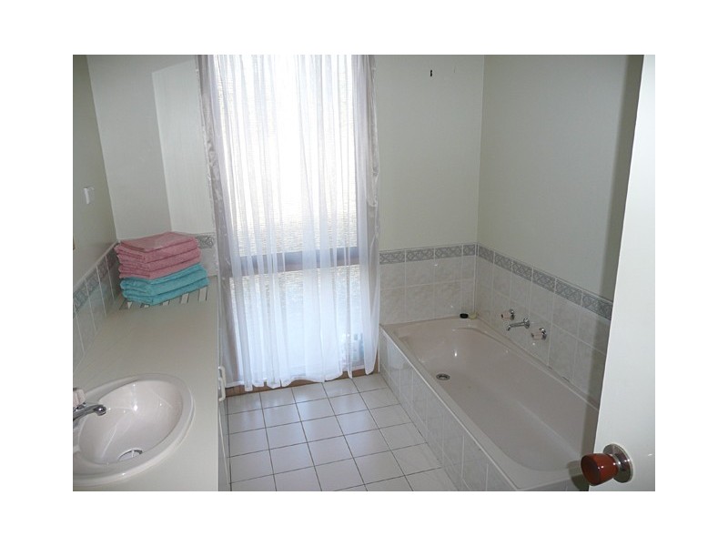 62 Ellavale Drive, Traralgon VIC 3844