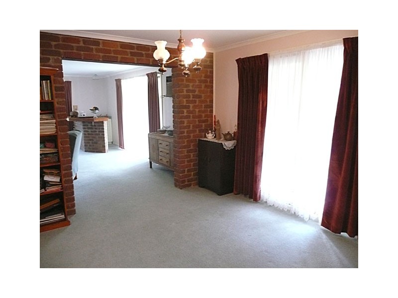 15 Blue Teal Crescent, Hazelwood North VIC 3840