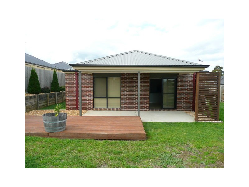 15 College Avenue, Traralgon VIC 3844