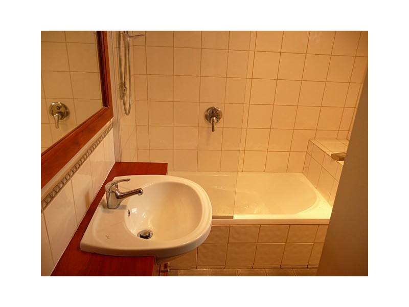 8 Pollock Avenue, Traralgon VIC 3844