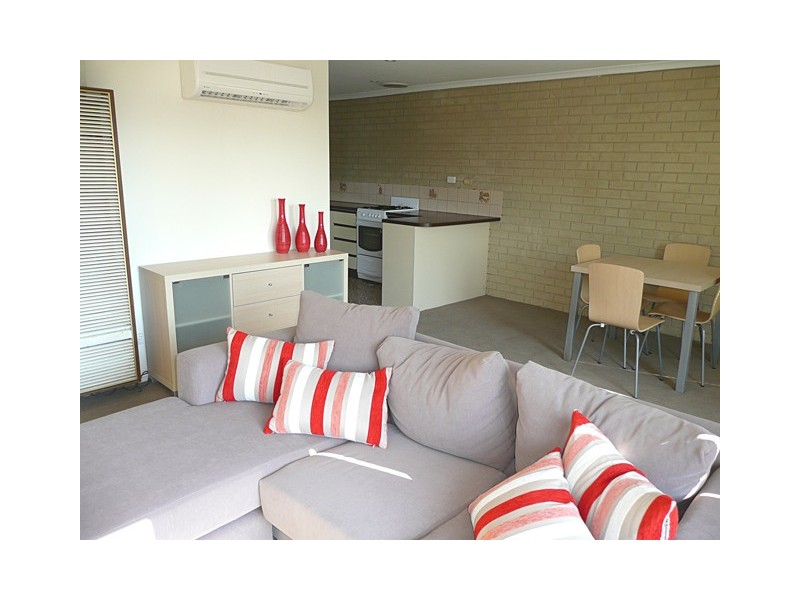 2/2 Barbor Court, Traralgon VIC 3844