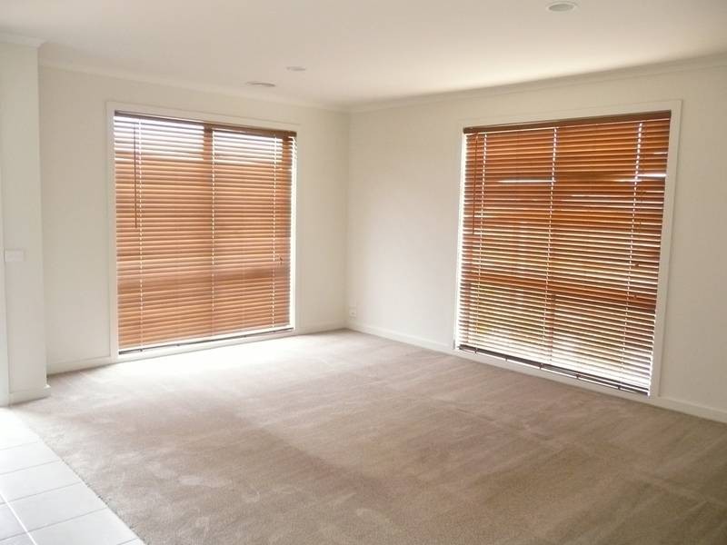 14 Lawn Avenue, Traralgon VIC 3844