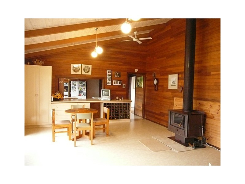 30 Bronze Wing Crescent, Hazelwood North VIC 3840