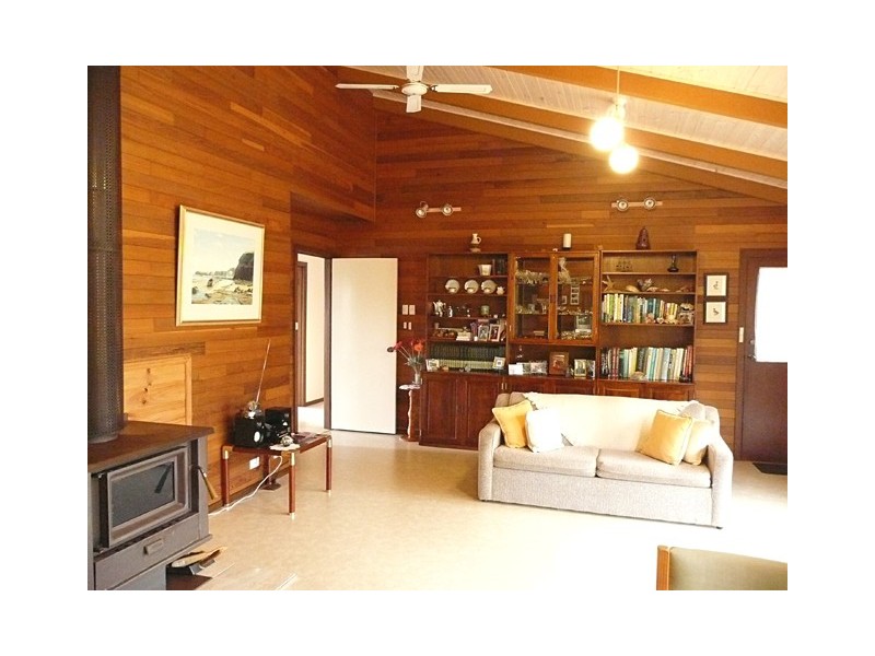 30 Bronze Wing Crescent, Hazelwood North VIC 3840