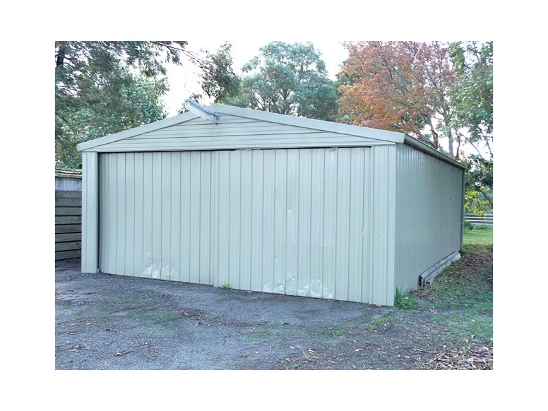 30 Bronze Wing Crescent, Hazelwood North VIC 3840