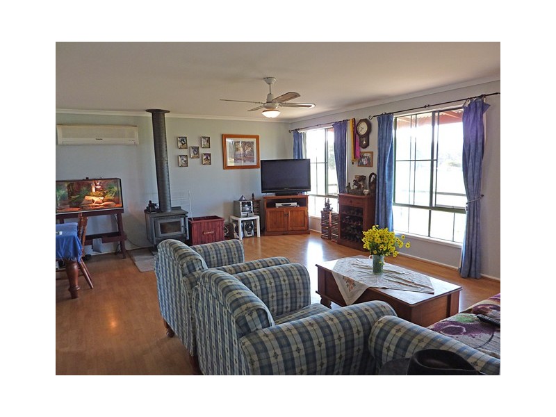31 Johnsons Lane, Seaton VIC 3858