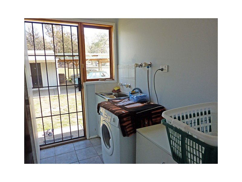 31 Johnsons Lane, Seaton VIC 3858
