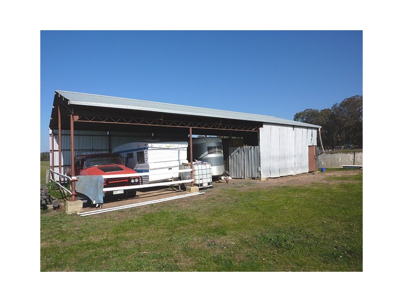 31 Johnsons Lane, Seaton VIC 3858