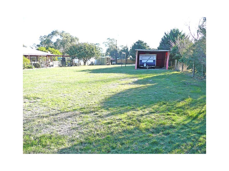 37 Stringers Road, Toongabbie VIC 3856