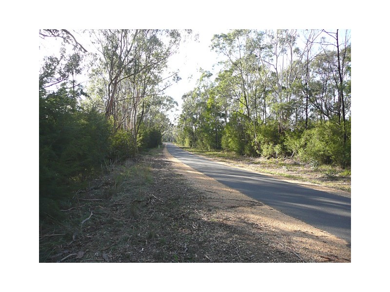 16E WILLUNG SOUTH ROAD, Gormandale VIC 3873