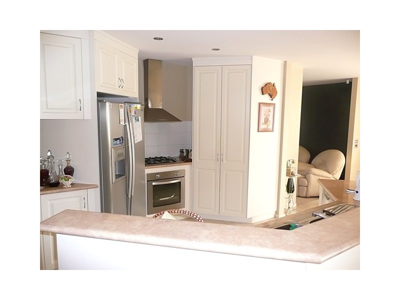 37 Greenfield Drive, Traralgon VIC 3844